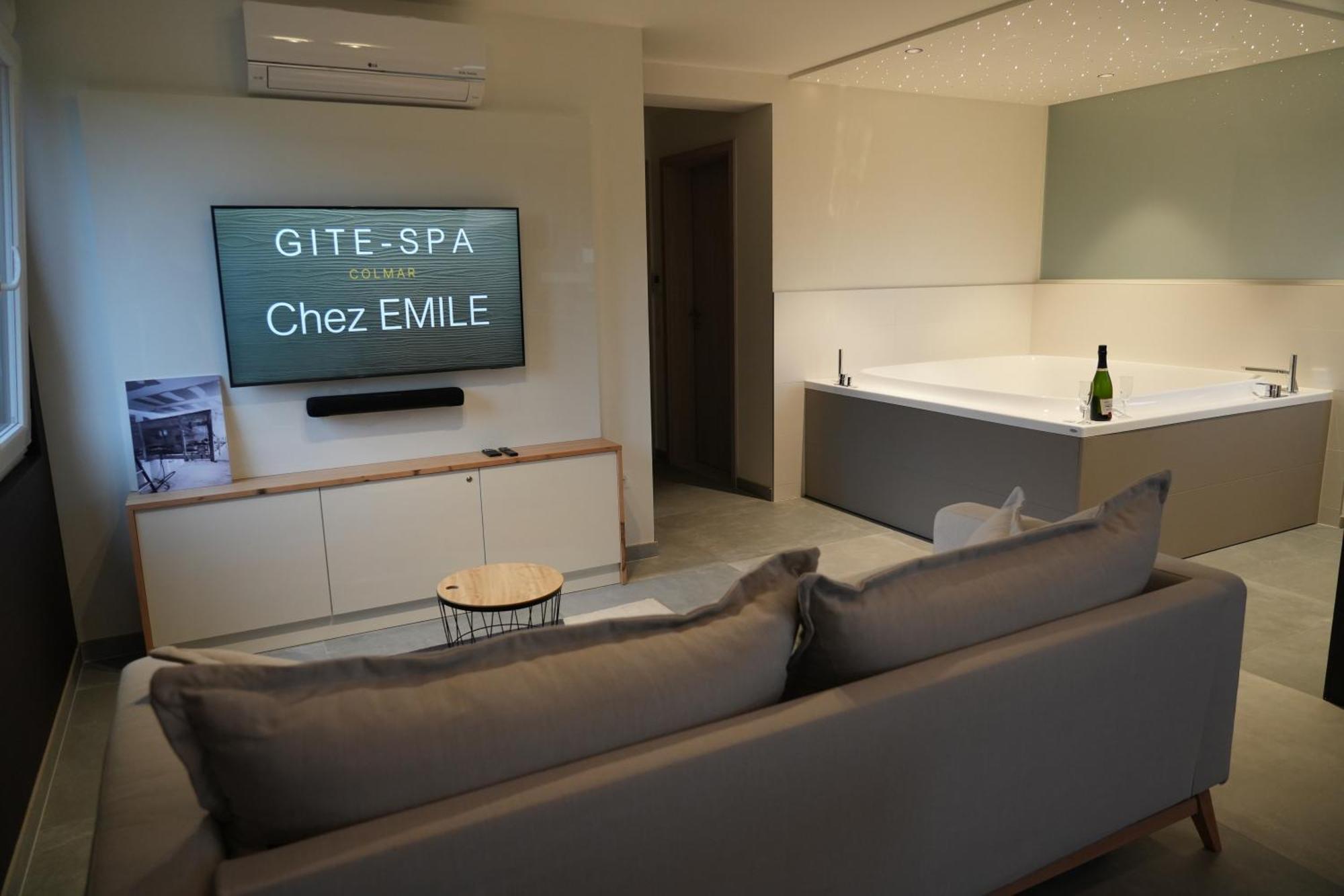 Gite Spa L'Atelier Emile - Spa Privatif - 5 Min Colmar Sainte-Croix-en-Plaine ห้อง รูปภาพ